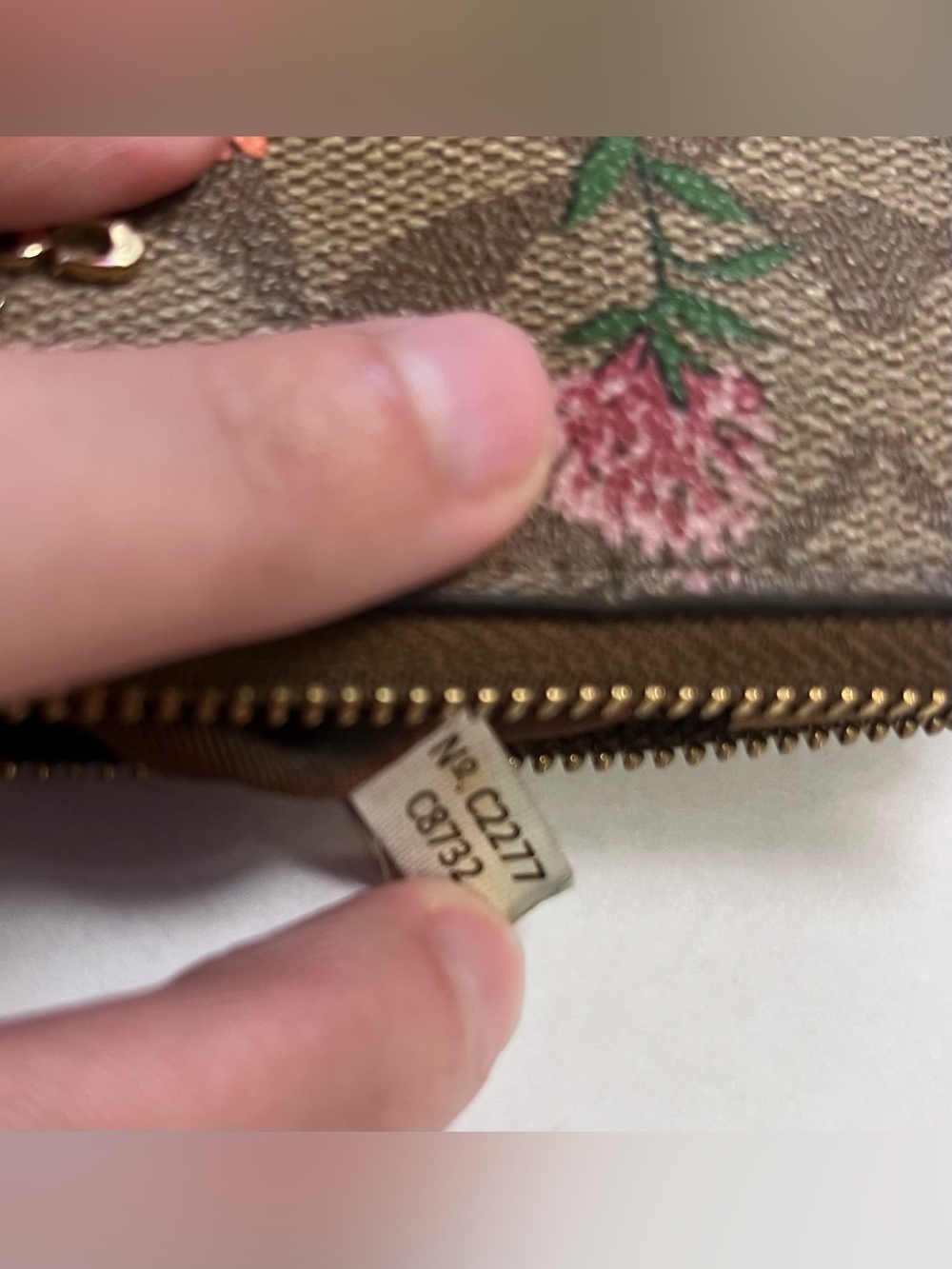 Coach C8732 Signature Canvas Wildflower Floral Corner Zip Wristlet - Picture 8 of 8